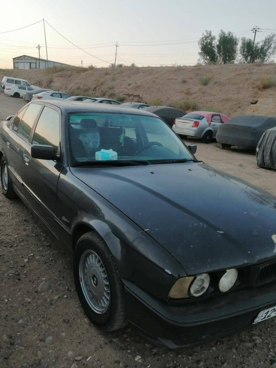 بي إم دبليو للبيع موديل 91 رقم نينوى 520 كير عادي فول مواصفات بس ما بي تبريد ترهم نقد أو أقساط حسب المقدمة ***********
