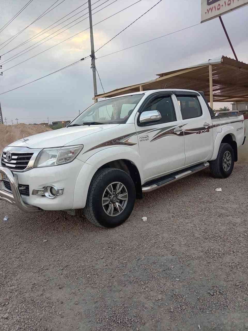 تيوته للبيع موديل ٢٠١٤ فوريل رقم بقداد سونار مرفق بل منشور توجد بل فلوجه *********** سعر٢٠١٠
