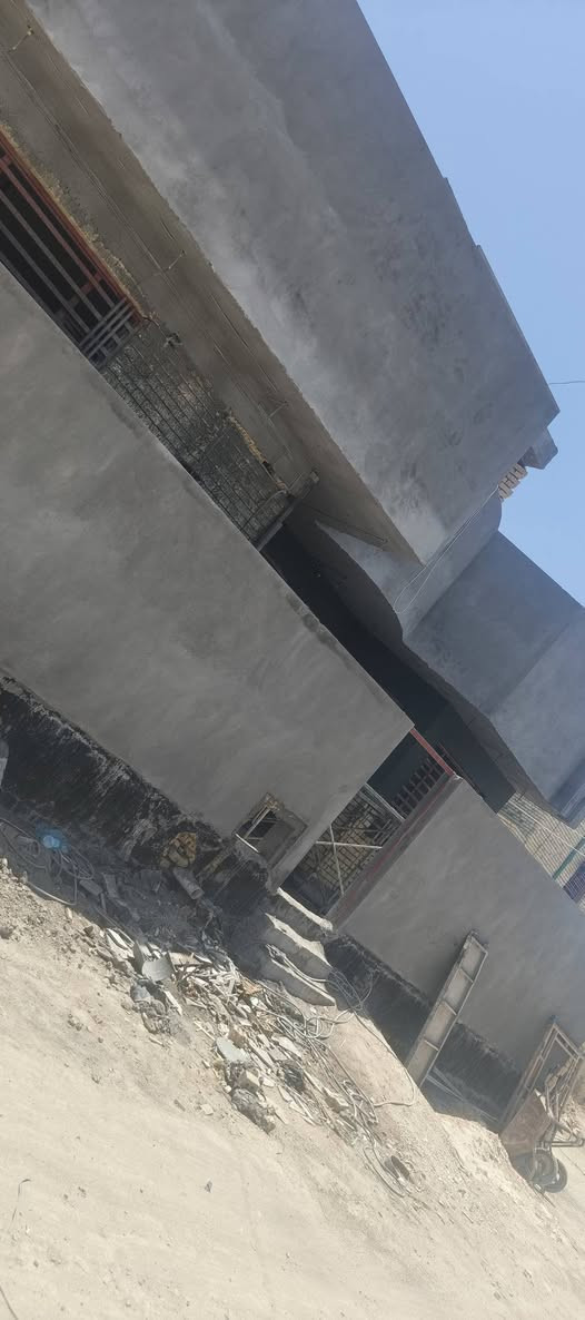 شغل درجه اولى
الباخ صغل متر 6 
الباخ جراره متر 5
الباخ تصفير متر 8
الباخ لاط داخل متر 3 
ستفيار بي بس وتساب ***********
وشتغل بغداد وا المسيب
