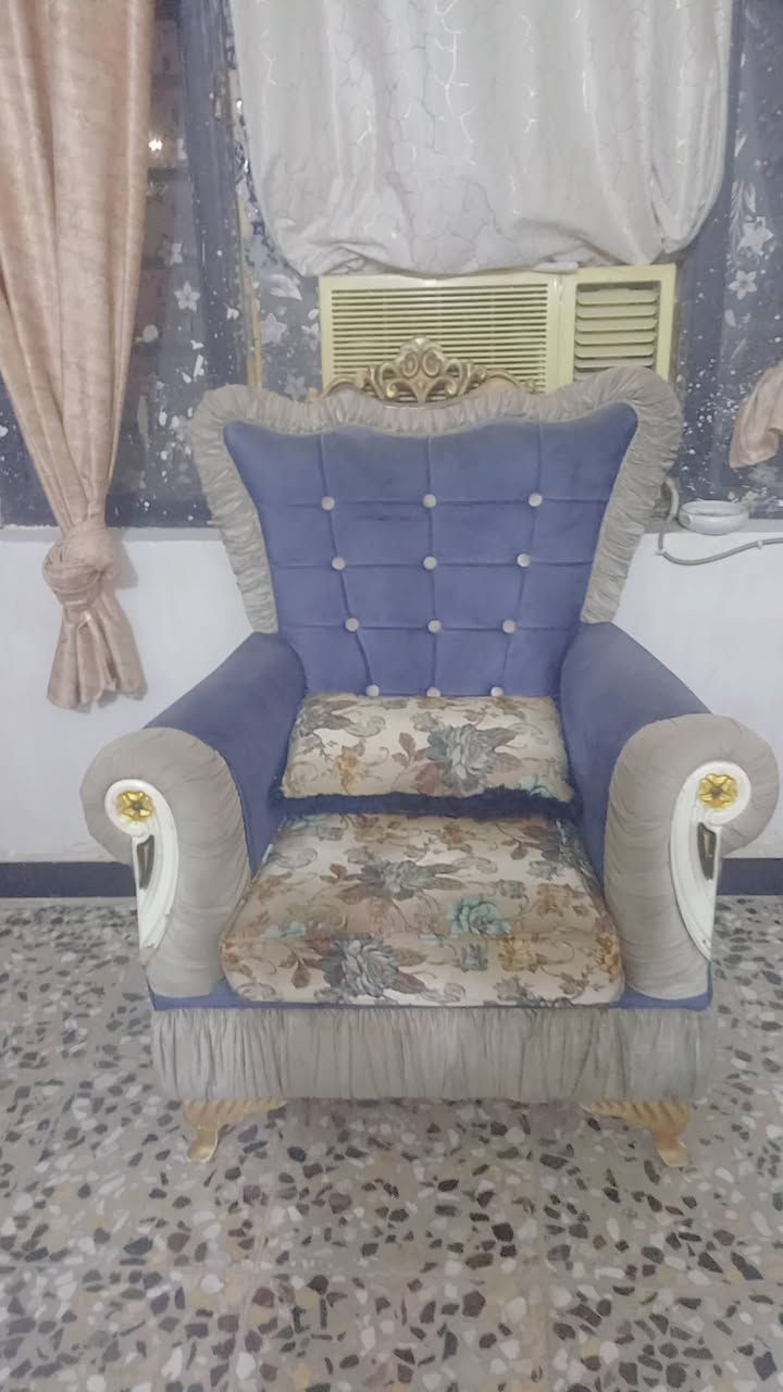 غراض بيت للبيع اريع اشيل

نص مكتوب في الصور:
- ٢٠:٢٧ ٢٠٢٦/٠٩/١٤
- ٢٠٢٦/٠٩/١٤ ٢٠:٣٧