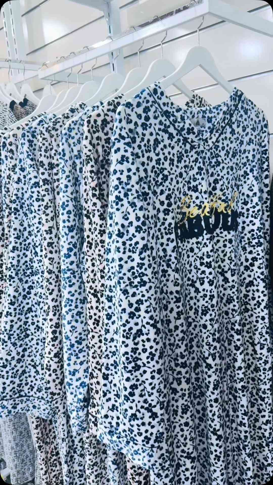 ملابس • مقاسات M-XXL • الكوت