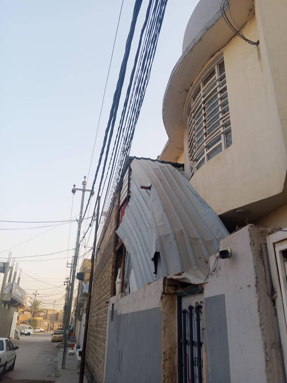 السلام عليكم درج طول ماته 8متر العرض ماته 90 بايات بي صحن متره ونص اب مترتين الستفسار الاتصال على الرقم ‏‪***********‬‏
