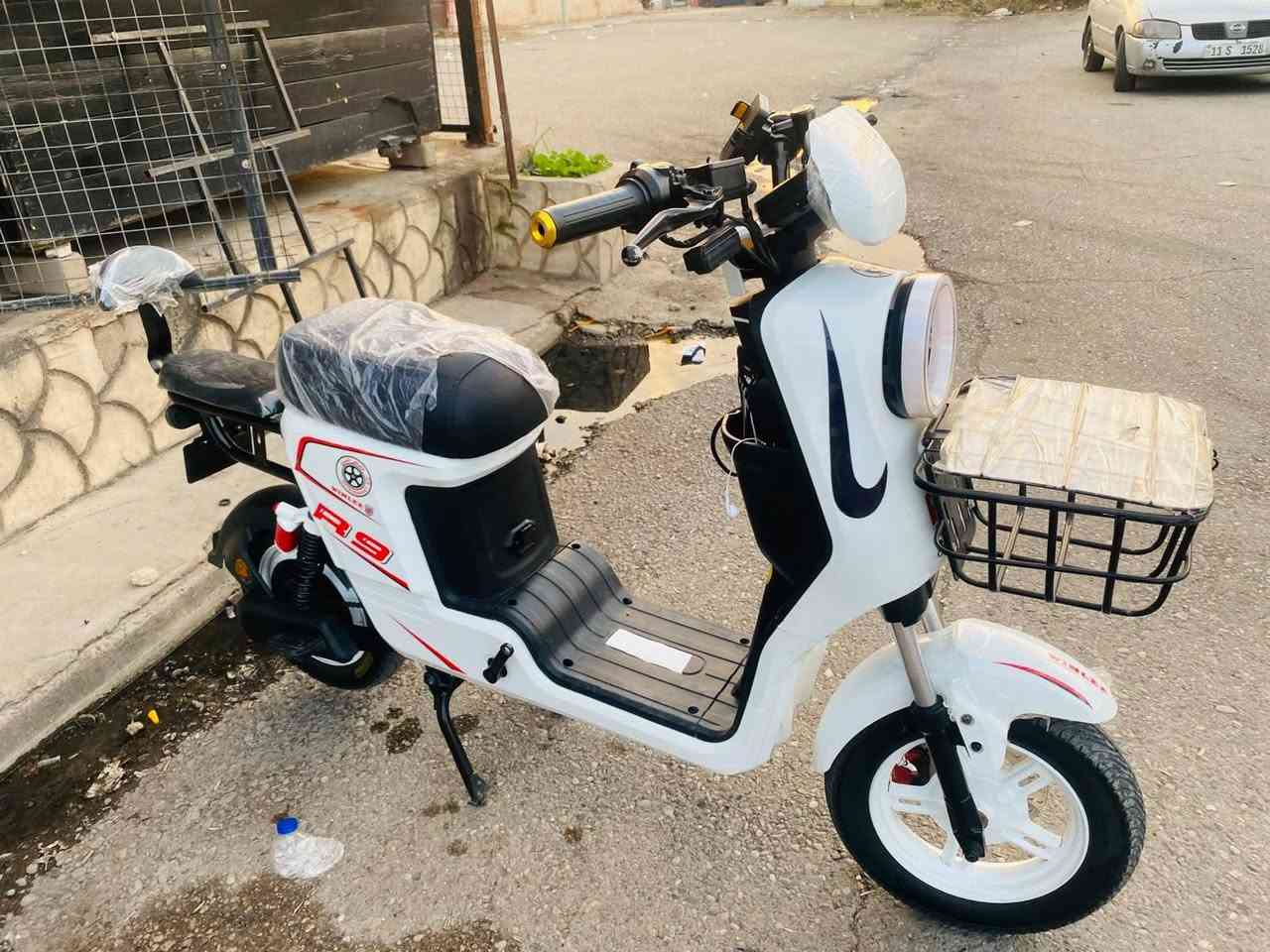 R9 • ٢٠٢٦ • ٥ بطاريات شركة
