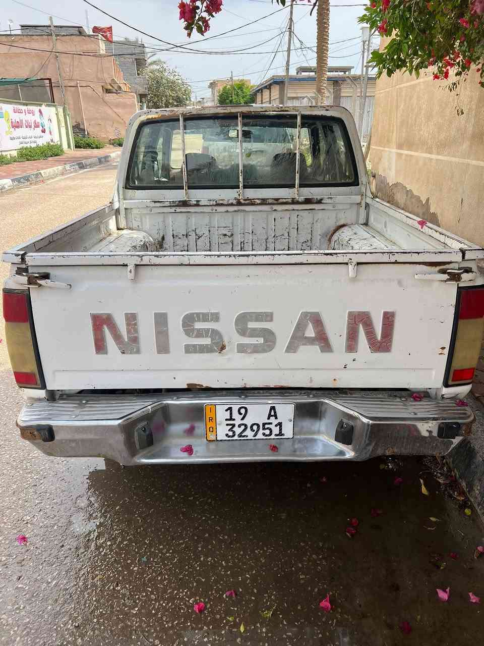 بيك اب نيسان 2008
شبوط 
سياره جاهزه خير من الله 
بلاديه لا صبغ  ولا شي بلادي 
بيع او مرارس حسب القناعة 
السعر 90
سنويه لغاية 2031
كربلاء 
***********
