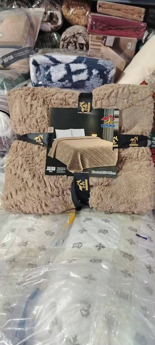 السلام عليكم متابعينا الغوالي 🤍
شتانا ويا مجمع الحاج دليمي غير! ❄️

شوفوا شنو وفرنالكم اليوم 👀✨
كلكشن جديد من الغطاء البوهيمي الشتوي، قياسات نفر ونفرين، وبكج مرتب وأنيق، متوفر مع مخاديد أو بدون مخاديد.

نوعية راقية جدًا، خامة ثقيلة وجودة ممتازة 🥰
كل ما عليكم تختارون اللون وتحددون نفر أو نفرين، والباقي علينا ❤️ عدت الوان يجي 

ومتوفر أيضًا نفرين وبأسعار مناسبة.

لا تخلّون السعر يغريكم على حساب الجودة، اختاروا النوعية اللي تدوم وتستاهل 🌟

📍 مجمع الحاج دليمي  – الموصل
أهلًا وسهلًا بيكم، مجمع الحاج دليمي يرحب بيكم 🤍
