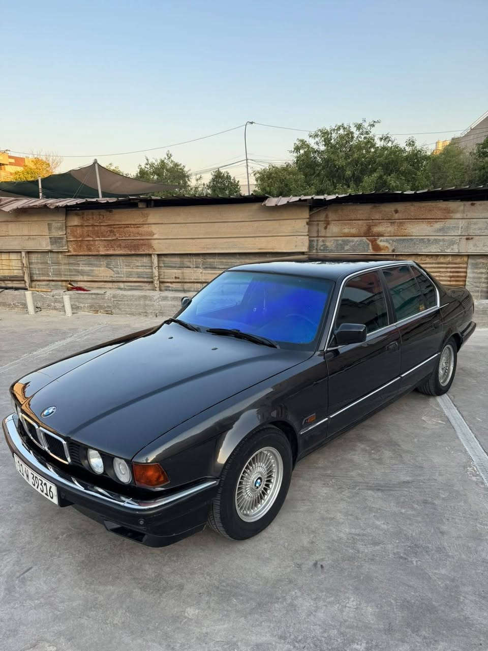Bmw 740i v8 1992 
بيع فقط ***********
السعر 80$ بيها مجال 
العنوان بغداد الجادرية 
غبر متواجد خاص
