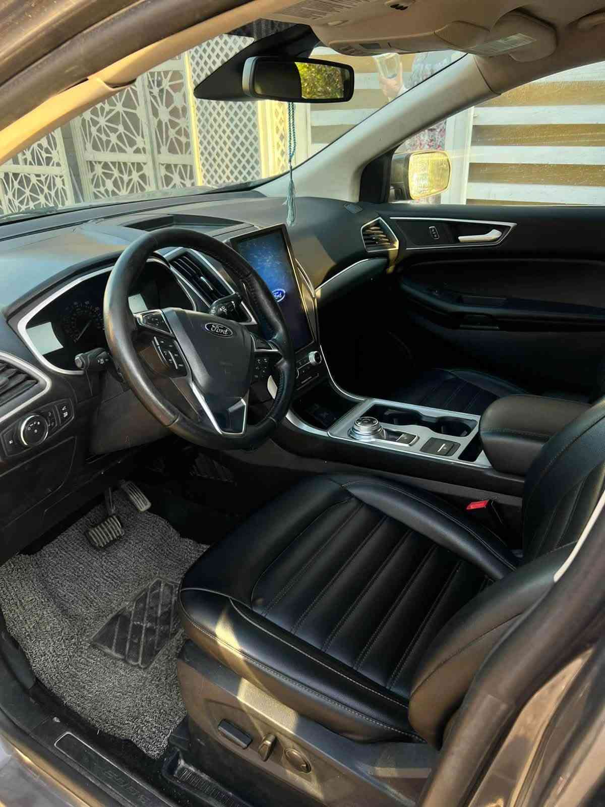 السلام عليكم
فورد ايدج ٢٠٢١
SEL -AWD 
ماشية ٩٥ الف كيلو
وارد امريكي/ دعامية فقط بدون صبغ 
محرك ٢٠٠٠ تيربو
رايدها ١٧٠ 
*********** التواصل واتساب
