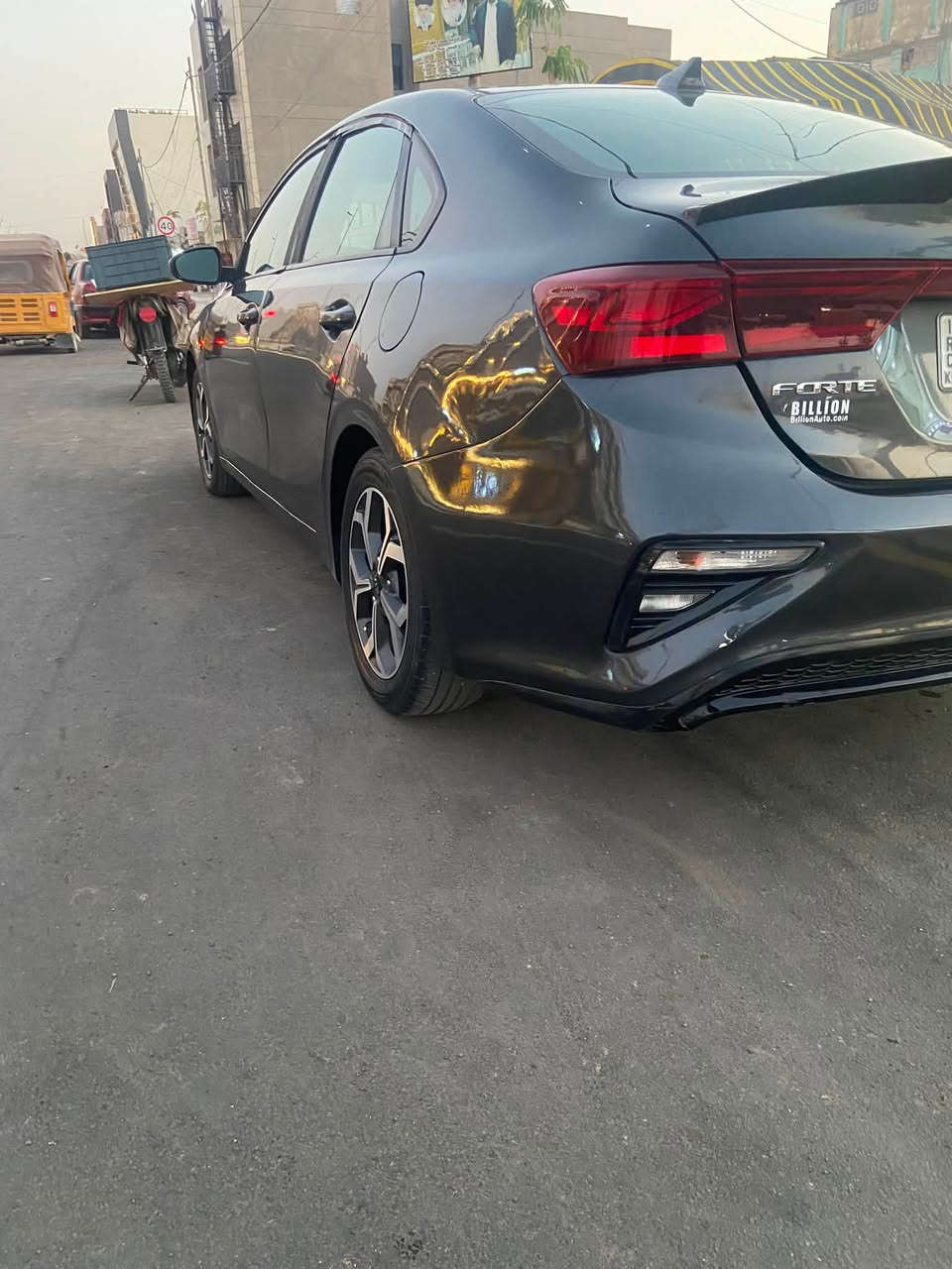 السلام عليكم

كيا فورتي 2019 وارد أمريكي 

حادث باب السائق والعكسة

وبيها قطع صبغ ابيع حزام

لغود شواصي حوض كفاله 

محرك 2000

العنوان العزيزية

السعر 108 وبيها مجال 

للاتصال وبي واتساب ***********
