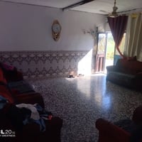 بيت • ٢٥٠م • للبيع