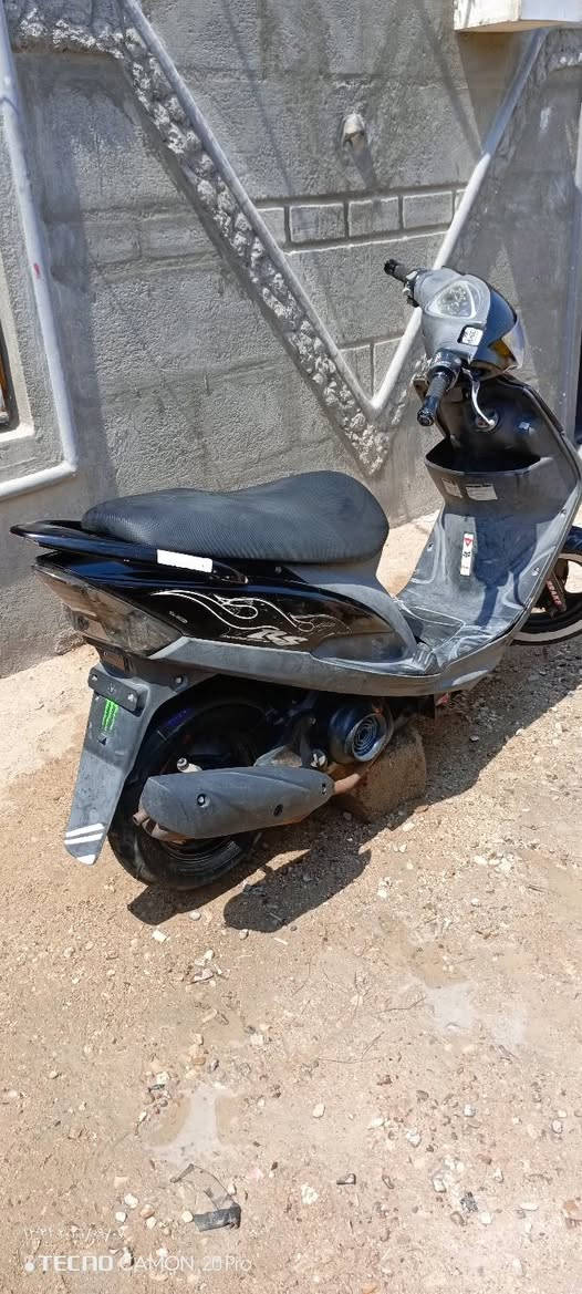 دراجه مكفوله ما مفتوحه رمبه السعر 850قفل العنوان ابو الخصيب العوجه الا دك علي وظل تمتمت شراي راسلني واستاب وتدلل ***********
