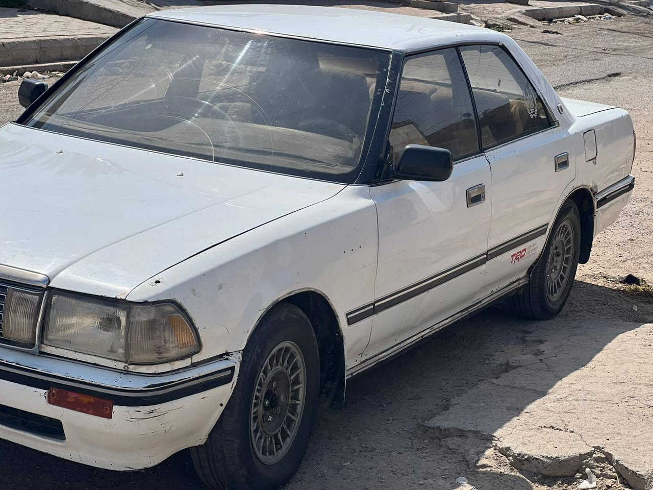 سيارة كراون هارتوب موديل 90 لبيع مكينة وكير ونجي 6 سرندر محرك خير من الله حداديه 60٪ غرفته زينه السياره مكفوله لا صبغ ولا معجون   باتري جديد راديتر جديد لايت الامامي جديد سنويه نافذه  مراوس حسب الاتفاق خاص مفتوح الاتصال بنا *********** خاص مفتوح اكرر مراوس هم ترهم حسب الاتفاق السعر 23 بيه مجال قليل عنوان ذي قار قضاء الدوايه للعلم صاحب السياره برفاعي
