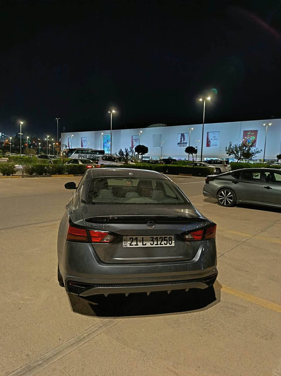 Nissan altima 2022 
مواسەفات SV
‎شەغال
‎بەسمە
‎راداری پێش و دوا
‎راداری خەتی جادە
‎بڕێک بەسمە
‎تەحدید سورعە
‎سپۆرت
‎شاشە گەورە
‎کامێرا
‎گێڕ و مەکینە و تەبرید و تەقەو ڕەقە بەشەرت
یەک پارچەی بۆیاخە 

***********

2022 Nissan Altima Sv
‎ 2022 نيسان التيما SV
‎بصمة ابواب و تشغيل 
‎تشغيل عن بعد 
‎شاشة 
‎كاميرا 
‎رادار امامي و خلفي و جانبي 
‎نقطة عمياء
‎تحديد مسار
‎كشنات كهربائي متحرك 
‎اوتو بريك
‎حساسات 

الضرر بونيد صبخ

*********** السليمانية, العراق
