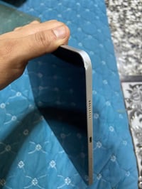 آيباد M2 • نضيف • بطارية ٩٠٪