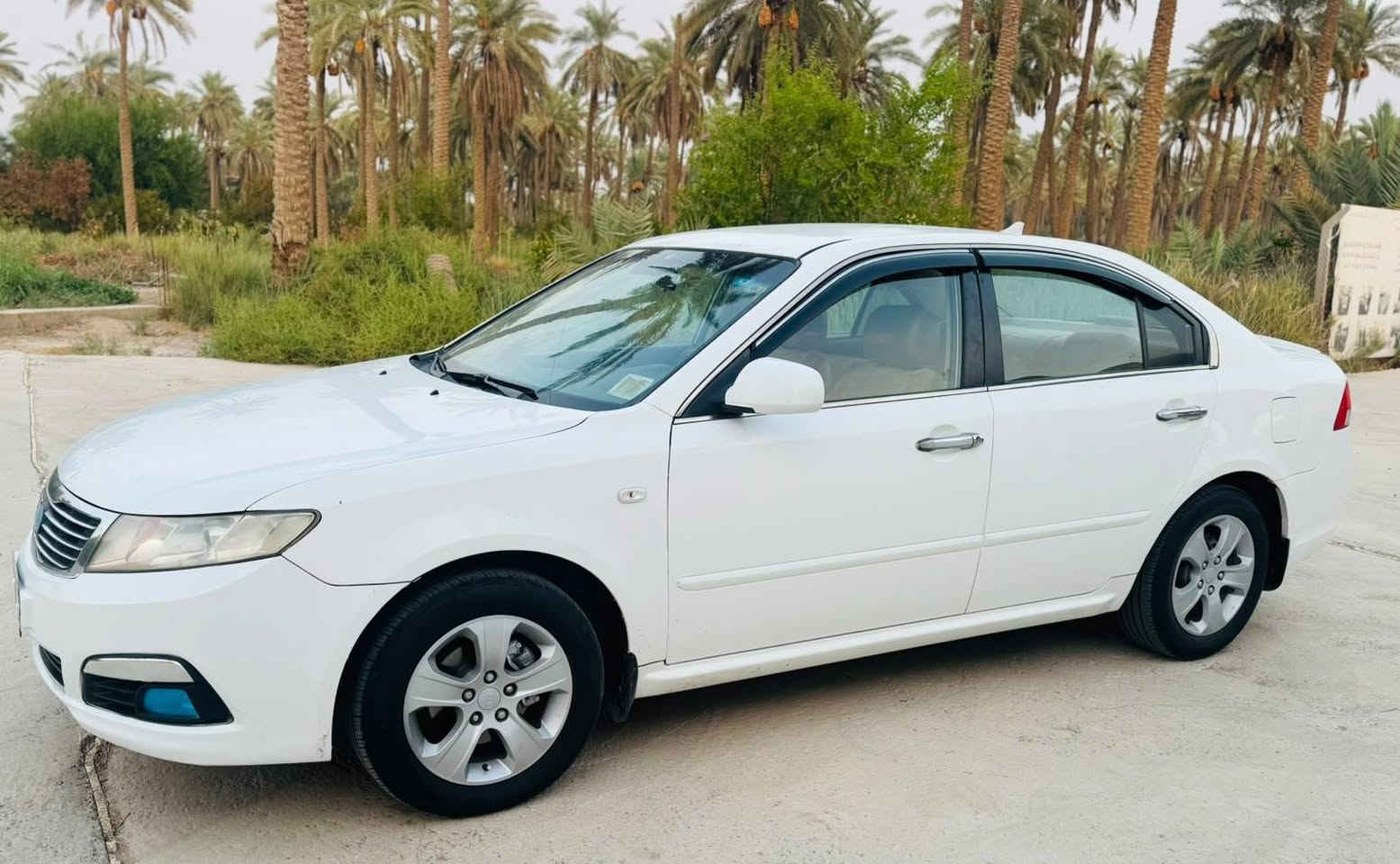 سلام عليكم كية اوبتما البيع موديل 2009خليجي بية جاملغ مامي فقط مصبوغ ولباقي كفاله سيارة جديدة وجاهزه رقم قادسيه بسمي السعر 112$العنوان بابل الشوملي ***********
