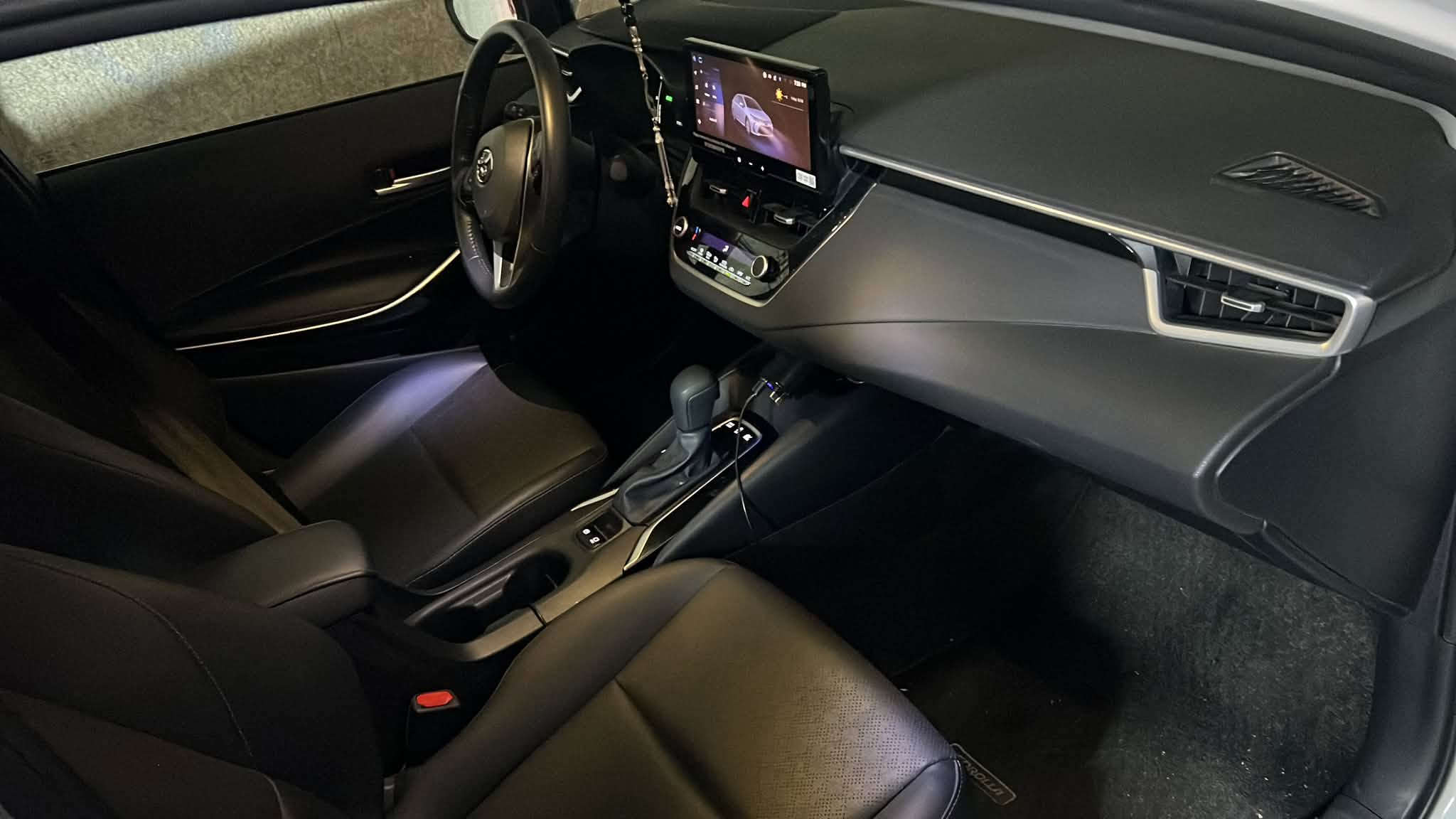 كورلا هايبرد • ٢٠٢٥ • ماشيه ٢٨٠٠٠