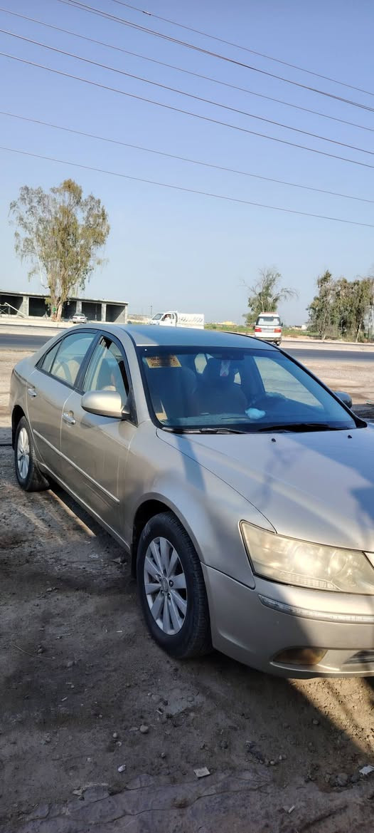 السلام عليكم للبيع سوناته 2008 خليجيه حدادي تراي وين مايعجبك 2400 دوش 
سونار مرفق لكم مكان صلاح الدين الدجيل *********** بي واتساب
