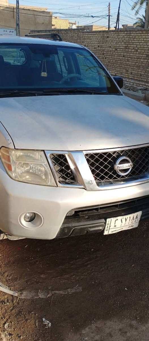 نيسان باثفندر 2011 وارد امريكي V6 4×4 للبيع في الكوت
عدد المقاعد 7
مقعد السائق كهربائي 
كامرة خلفية  
مثبت سرعه 
محرك وكير بحاله جيدة 
بيها جراد نبيع احزام  والبنيد مغلف فابلون 
السعر 85 وبيها مجال 
تواصل على الرقم ***********
وشايف كل الخير الياخذها
