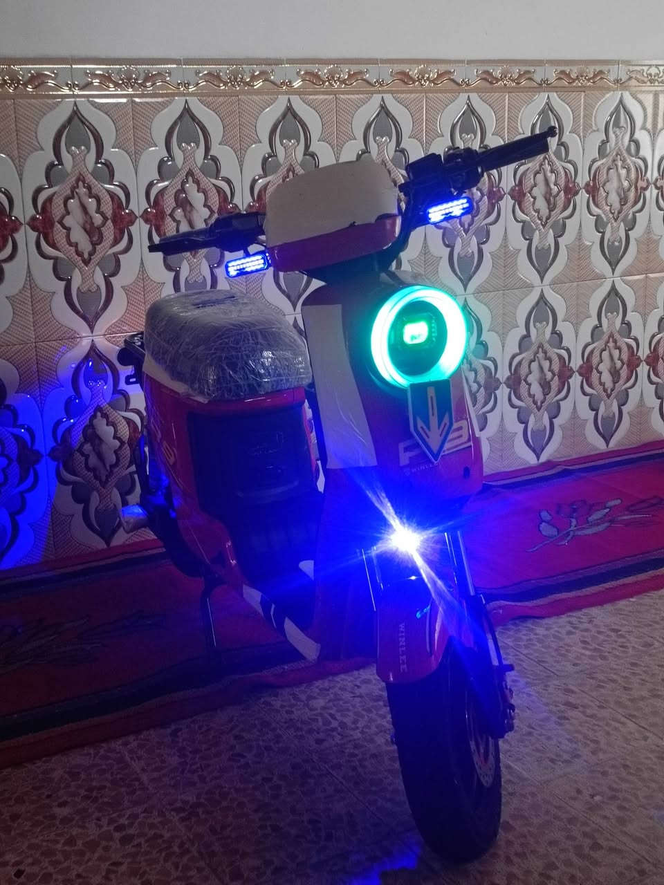 سلام عليكم درجه شحن للبيع 

R9////
مديل،،، 26

دراجه حلوه ونضيفه 👀
بصمه تشغيل عن بعد 
كارت تشغيل +سويج 
بريكات هايدروليك 
نضام Rالرجوع الى الخلف 
بيها نضام  P الوقوف 
لايت عالي ناصي  
دبلات غاز 
4نمر + بطاريات 32انبير

لون ممـــــــــيز🍅
الــــــــــــــــــــــــسعر 475 وبي مجال قليل

 
***********بي واتساب  راسلني وبيك خير وتدلل 
المكان نجف

