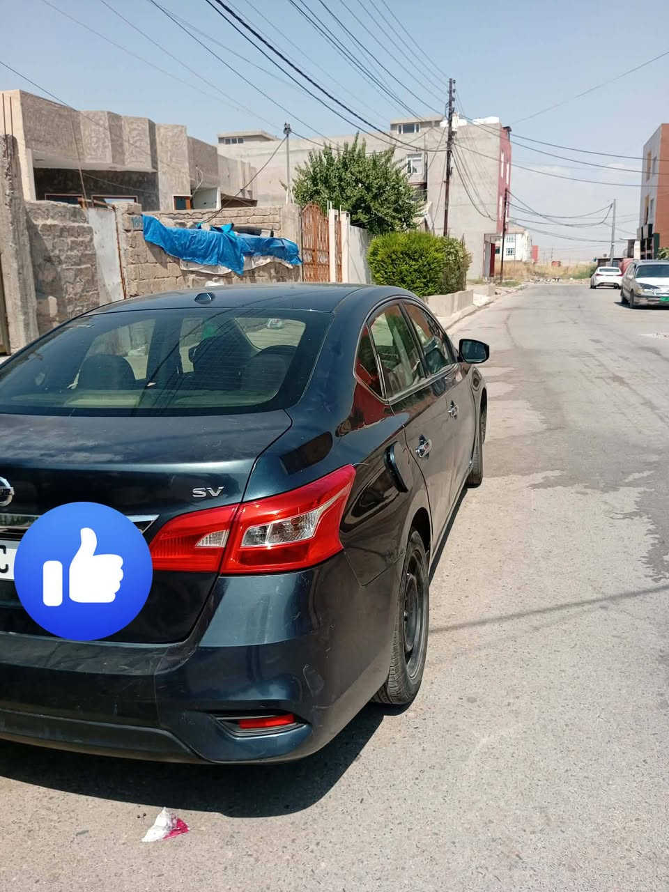 سياره نيسان سنترا موديل 2017 
بيها ثلاث قطع صبغ بابين وصندوق فقط 
سنويه وهزة جديده 
ابيع شرط التحويل والسيارة باسمي 
السعر ب95 وبيها مجال بسيط
رقم بي واتساب ايضا ***********
