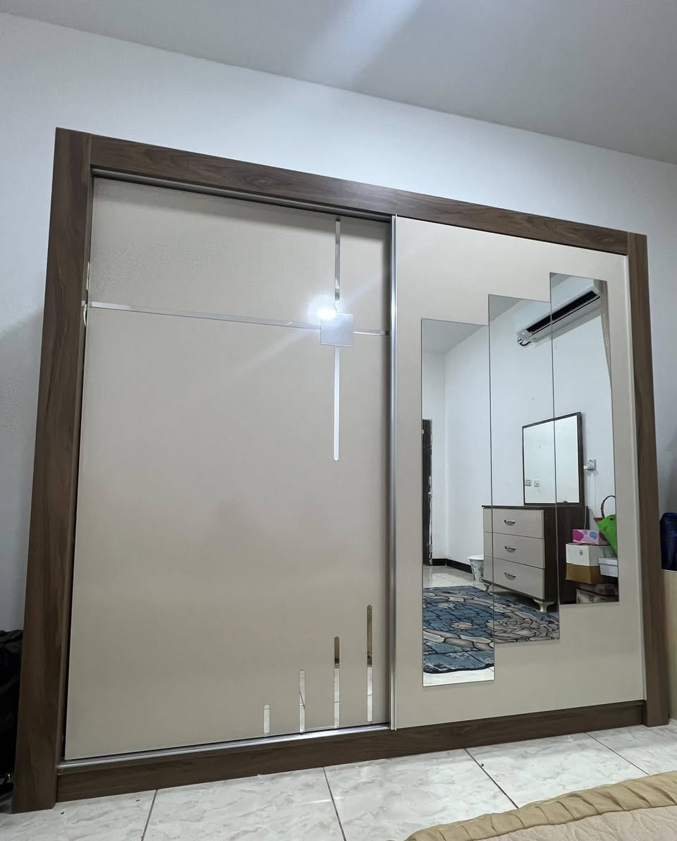 السلام عليكم 
البيع غرفة نوم تركيه 
بدون جربايه 
السعر 275 وبيهه مجال 
الاستفسار الاتصال ع رقم ***********
او مراسل الصفحه الرئيسيه
