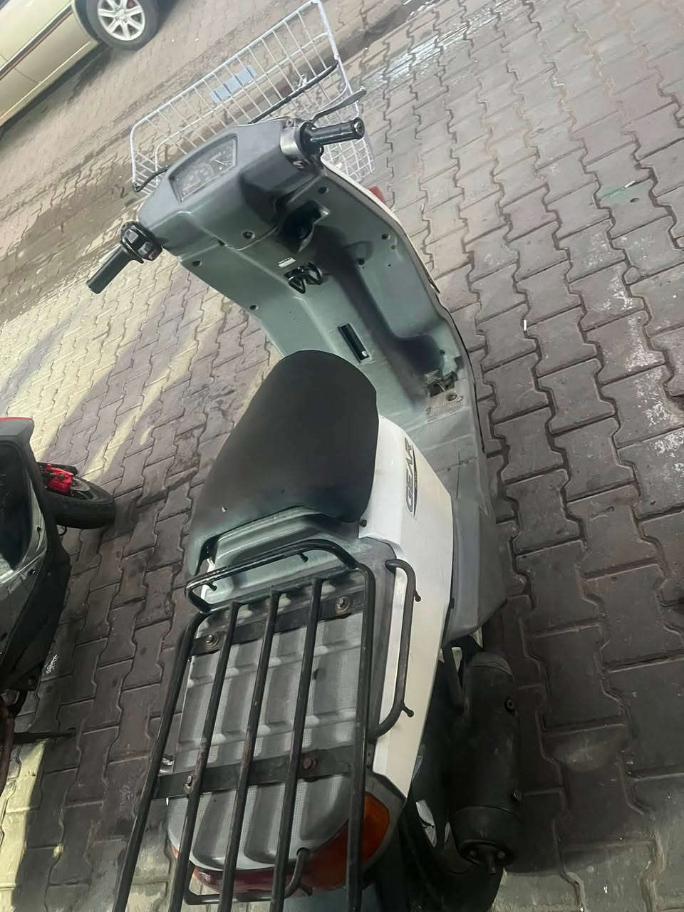 للبيع بيكم نكره سلف محرك مكفول كابريتر اصلي كهربايات شغاله السعر 325وبيها مجال عنوان الاعظميه شراي يتصل ***********
