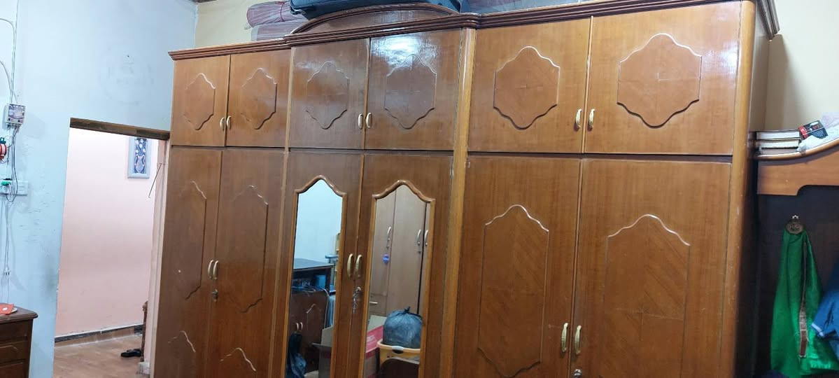 السلام عليكم
عندي غرفة خشب صاج نجارة نظيفة للبيع
٦ ابواب طابقين
ميز تواليت
سرير نفرين مع مندر
تعلاكة ملابس
ميز تلفزيون
٢ كومدي
العنوان البصرة المركز
للتواصل ***********
