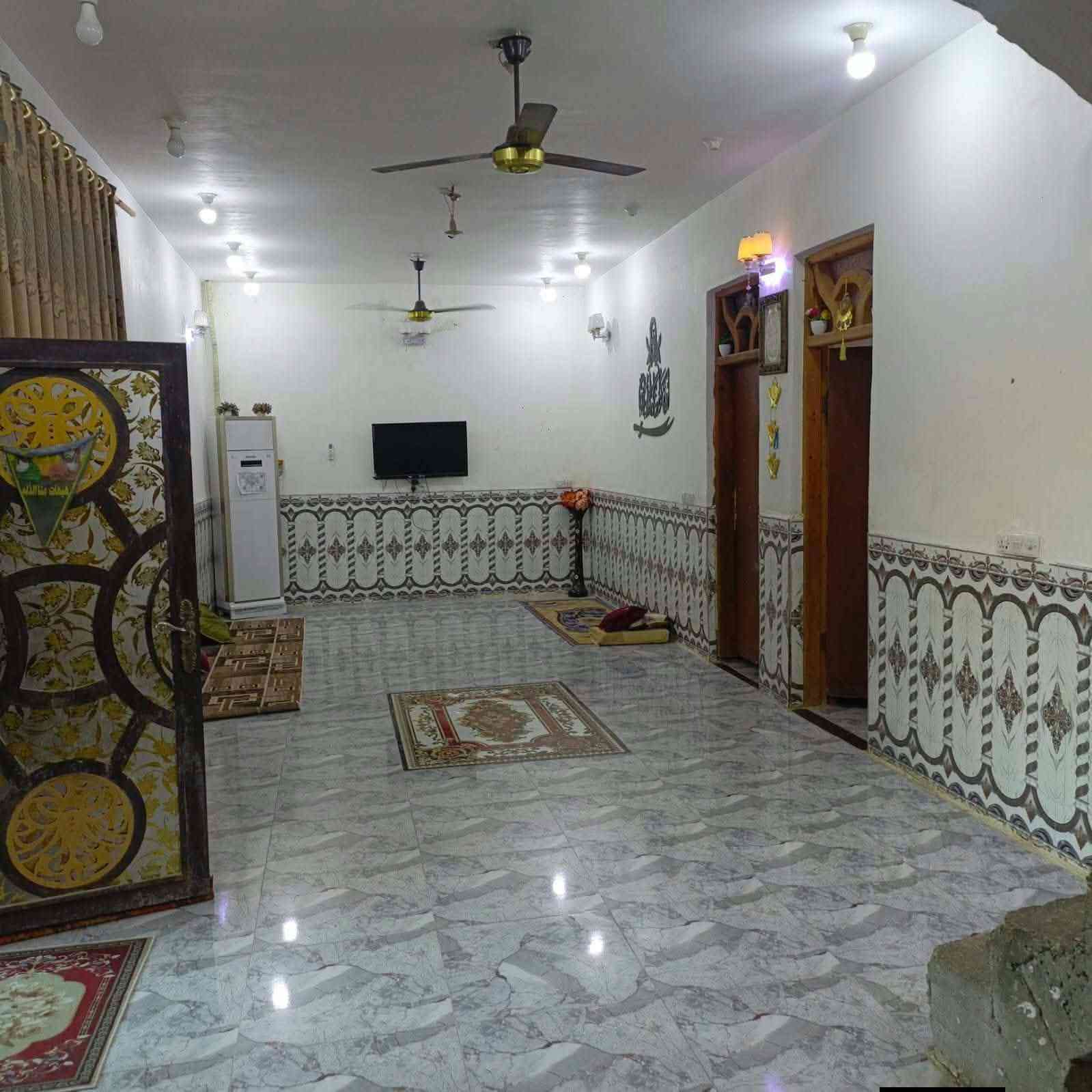 ٣٠٠م • بيت عملاق • شارع النفط