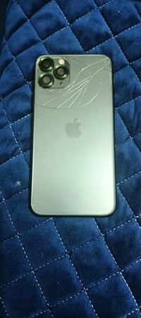 ‏سلام عليكم iPhone 11 بروماكس ‏مبدل شاشة وبطارية وظهر مكسور السعر 175 ...