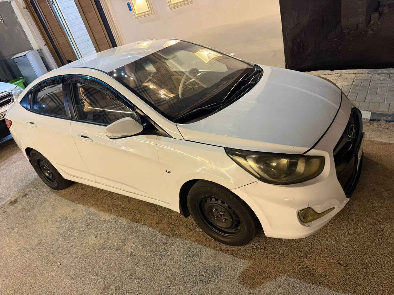 السلام عليكم هونداي اكسنت خليجي ٢٠١٣رقم بصرة انكليزي محرك ١٦٠٠ بيهه صبغ داير جاملغ الخلفي الايسر وطرف الباب والباقي كفاله من ضربة ومن الصبغ مكينة كير تبريد تخم تاير نعمه من الله السعر ٦٩وبيهه مجال قليل عنواني بصرة الجزيرة *********** البصرة, العراق
