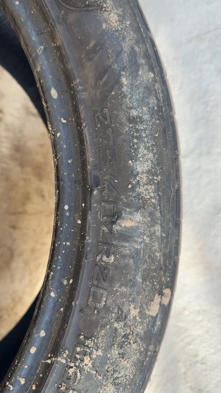 سلام عليكم غراض للبيع 
بنيد جارجر اسود بي طخه بسيطه بلمقدمه فقط بارد اصلي مو تجاري 

تانكي جارجر 15 نضيف جداا 

تايرات عدد ثنين نص عمر  قياس 275-40

كلهن ب250الف وبيهن مجال 

مكاني بابل ‭***********‬
