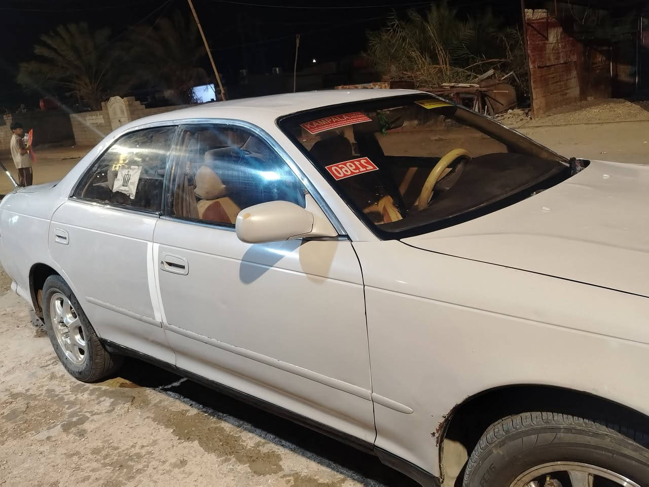 السلام عليكم 
مارك نفخ موديل ١٩٩٣ مكينه گير تبريد تخم تاير حدادية جيدة رقم ميسان انگليزي بأسمي مكفولة من الكص ونقل جثة ومن الضربة القوية مكان السيارة ميسان سعرة 50 وبيه مجال قليل 
***********
