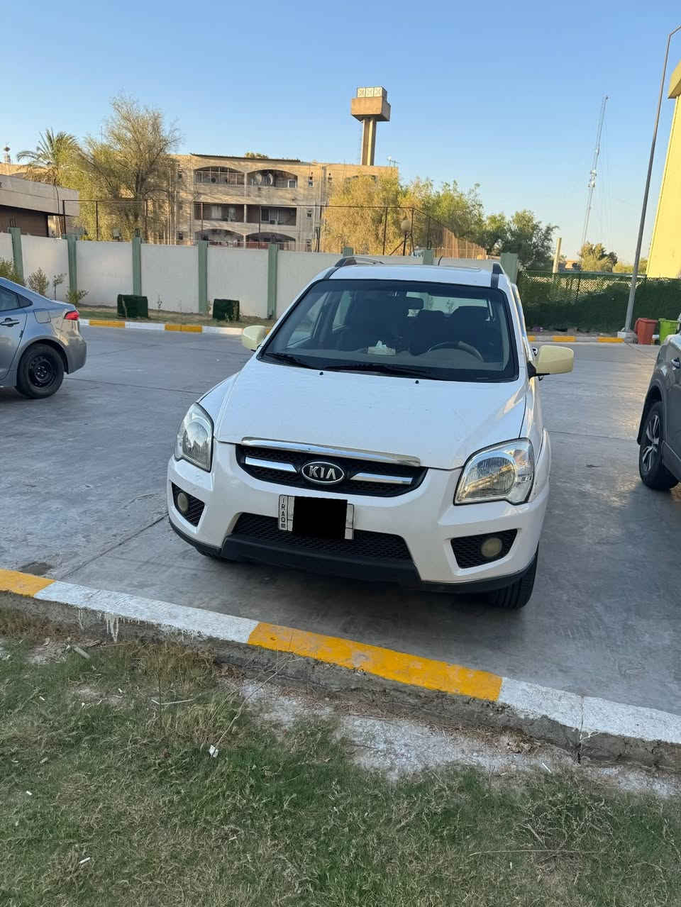 كيا سبورتج موديل 2009 بغداد محرك 2700 بأسمي محرك وگير وتبريد خير من الله بيها ضربة على گيد شبر مثل ما موضح بالصورة تصليح على البارد بدون صبغ بيع مستعجل السعر 120  مكاني بغداد

رقم الهاتف : ***********
