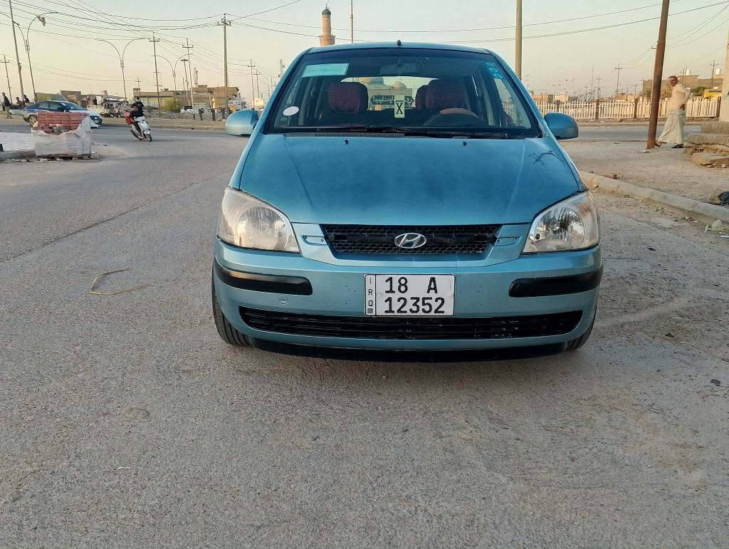 هونداي 2004 خليجيه مكينه 2000 تبريد جاهزه صبغ عام بيه ضرب بالمقدمه تحويل مباشر باسم من السياره موجوده ذي قارئ الغراف سعر 48 للبيع فقط اتصل *********** سوق الشيوخ, ذي قار
