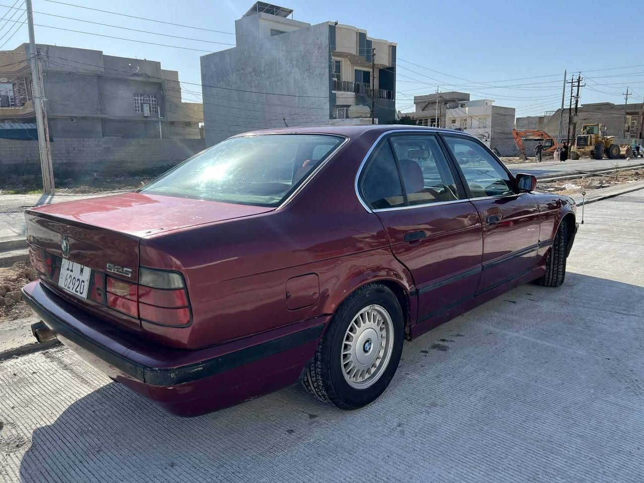 السلام عليكم
🇩🇪BMW 525
 رقم بغداد دولي سنويه لل 31 تحويل شوكت ماتريد
مكينه مفتوح 25 جديده فقط الكير بي عطل ابيعلك كير كايم اوتو وكارت جام بس تبدله 
حداديه صدر كله جديد قبل شهرين شاديهن 
تخم تاير نصبتها حلوه السعر 34 وبيها مجال
***********
مكاني ديالئ بعقوبه

