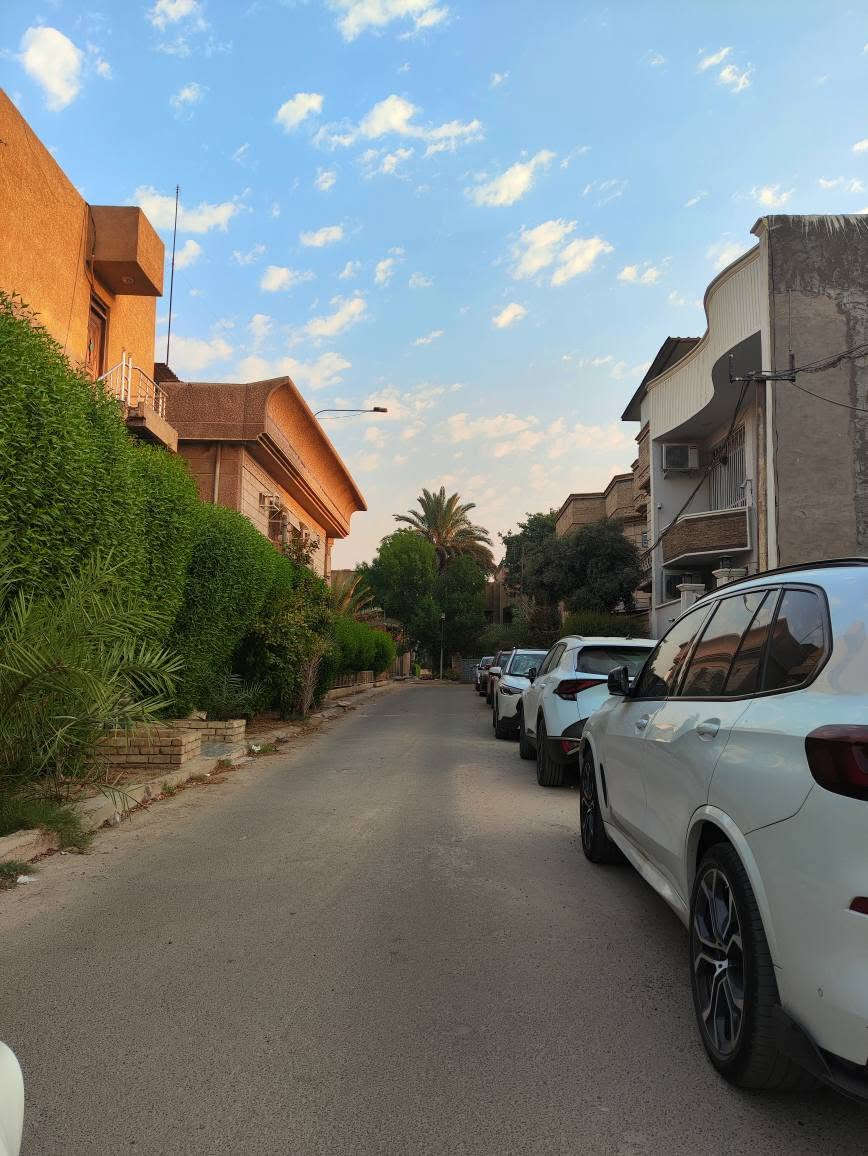 🔶 قطعة بمساحة 240m ركن على شارعين - حي العدل 📍 
— في حي سكني هادئ وعلى شوارع مبلطه
🔸السند: طابو ملك صرف

🔸المساحه الكليه: 240m

🔸الواجهة: 14m

🔸نزال: 17m, و30cm

تصلح القطعة لبناء دار سكني أو اي إستثمار 

لمعرفة السعر علق برقم (1) 🔻
للتواصل والاستفسار الاتصال على الرقمين:

*********** ➦
*********** ➦ بغداد, العراق

نص مكتوب في الصور:
- call us: *********** *********** كرات