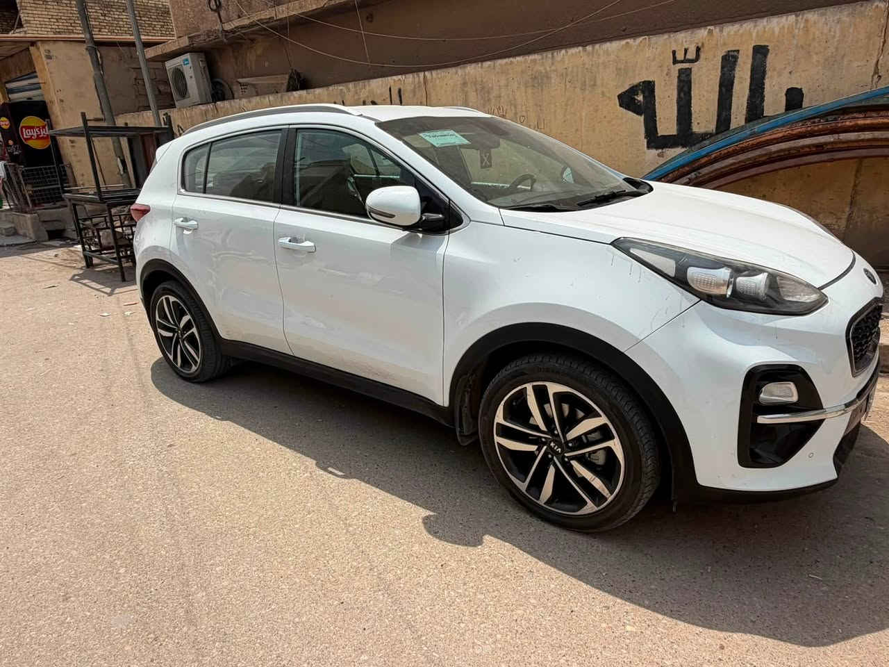 سلام عليكم سبورتج للبيع موديل 2019 خليجي مكفوله كفاله عامة جديده سياره بعدها سعر 196 وبيها مجال مكان بغداد مدينه الصدر الرقم ***********
