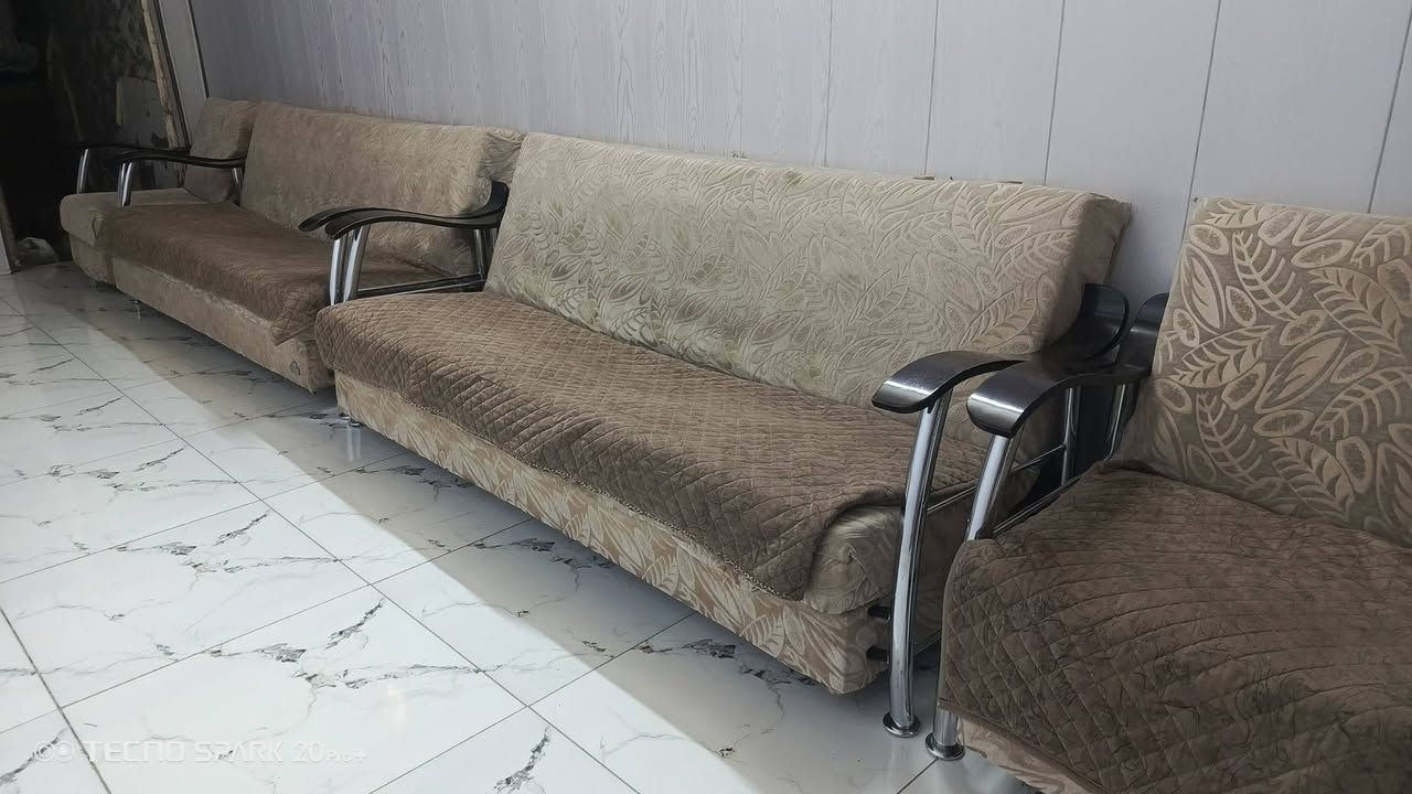 بيع تخم مستعمل نضافة 70/100   مكانهم مدينة الصدر سعرهم اثنينهم ب250     للاتصال ***********
