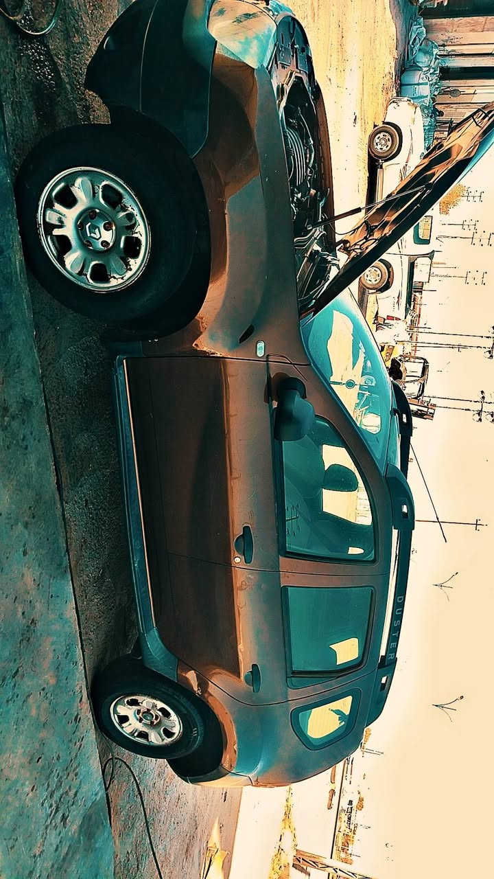 السلام عليكم للبيع رينو داستر 2016 سياره جاهزه من كلشي مابيها نقص حداديه تخم تاير كير محرك جيد جدآ رقم ذي قار مكاني
ذي قار مركز السعر 85 وبيها مجال ***********
