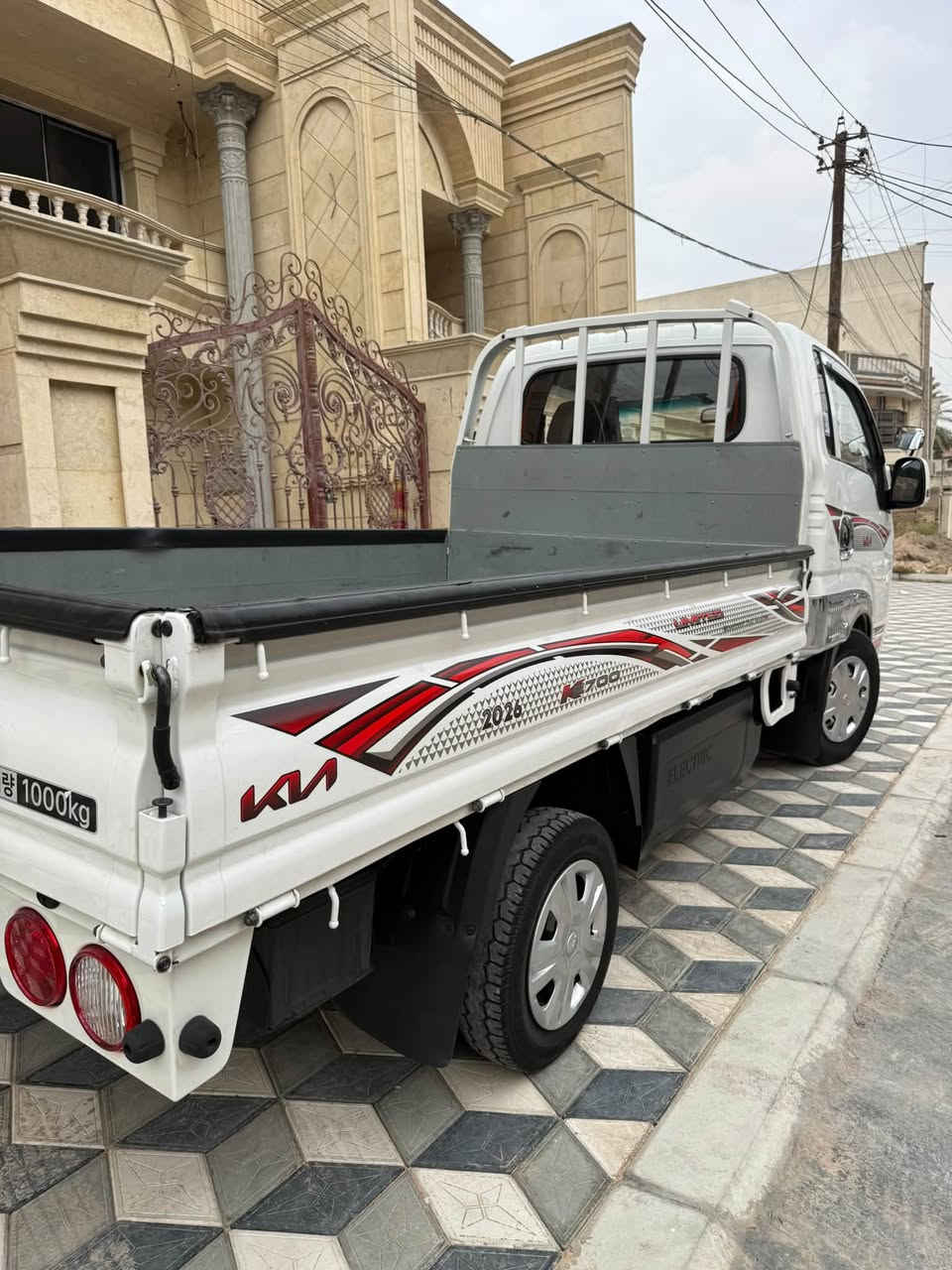 السلام عليكم
للبيع كيا بنكو 2023 🔋🚛

السياره تعمل بنظام الشحن

🔋 كهرباء بالكامل يعني تنسه شي اسمه كاز دهن مي السيارة اقتصاديه صديقه البيئه 

🔋تمشيك بالشحنه الواحده 280 كيلو 

عداد الكيلو متر 44 حقيقي السيارة جديدة بمعنى الكلمه اخت الزيرو 

السياره راقيه من جميع النواحي مشيهه شلعته وقيداتهه كلش حلوه 

🚛 الحموله واحد طن 

رقم بغداد الدولي الجديد بسمي شخصياً 

مواصفات السياره واحد على واحد

بصمه تشغيل 

شاشه كبيره + تحكمات ستيرن + كامره خلفيه + مداخل تايبسي 

مري إشاره + شفط 

كشنات جلد + تدفئه + تبريد 

ستيرن تدفئه

رادار امامي توقف + تحديد مسار 

شفتات ستيرن تثكيل وتخفيف السياره 

تبريد بيانو + مرايه محاكا 

اريل نفكيشن 

سايد بريك دكمه + اوتو هولد + درايف مود 

كير وتماتيك 

وبعد هواي بيهه مواصفات السيارة جديدة بمعنى الكلمه وراقيه شكد ماسولف عليه 

للستفسار الاتصال ***********7868474736

مكاني بغداد الجديدة حي المعلمين 

اتصل وبيك خير وتدلل
