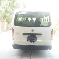 سيارة تيوتا هايسة زعرة  معا خط طلاب للبيع ، بغداد /ابوغريب  سنوية باسم...