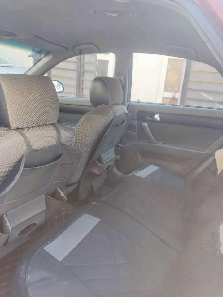 السلام وعليكم اوبترة 2004 كير اوتماتيك مانهة بغداد الكاظميه السعر 50 وبيهة مجال الشراي يخابر ***********
