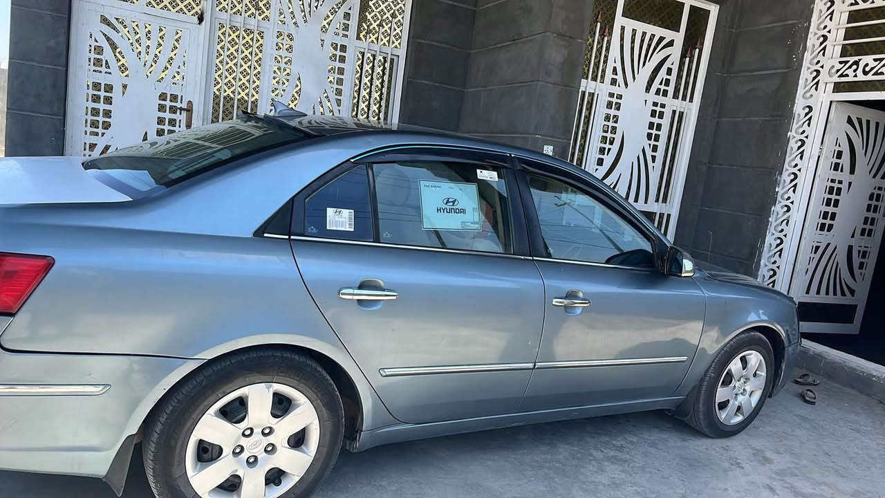 سلام عليكم سوناتا مقدس موديل ٢٠٠٩ امريكي مصبوغه حزام جاهزه محرك ٢٤٠٠جاهزه كشن كهرباء تبريد شغال جاهزه من كلشي السعر ب٨٨ اوبيه مجال مكاني بغداد ابو غريب خان ظاري الاتصال على الرقم ***********/***********
