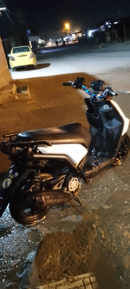 السلام عليكم شباب دراجه جبلي البيع بيهه بس كلجات بس دراجه نضيفه السعر 900وبيه مجال العنوان الدسيم هاذه ***********
