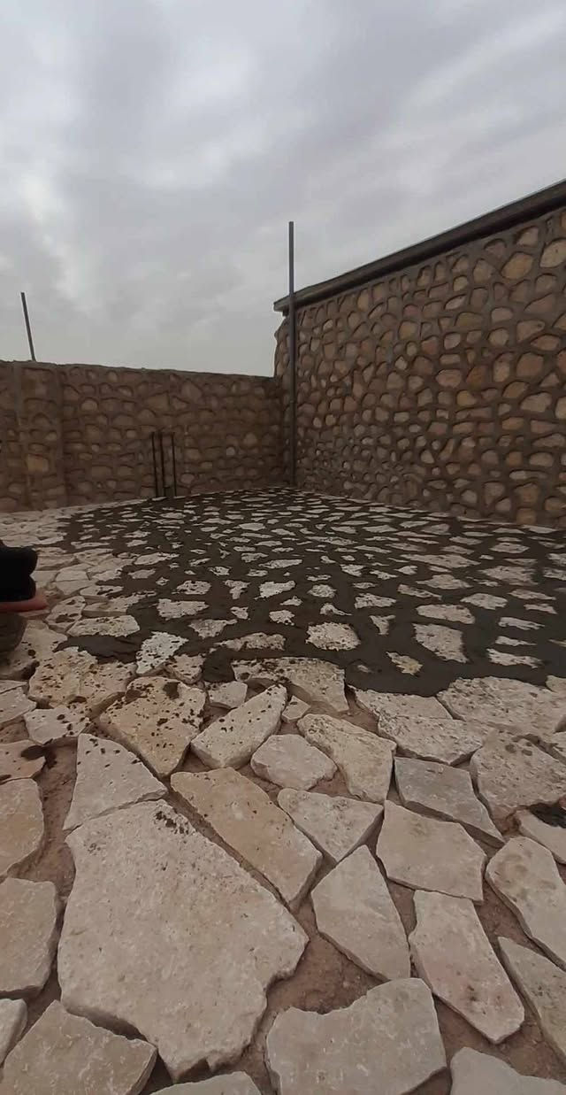 بناء حجر كرسته وعمل او عالمتر للاستفسار ***********
