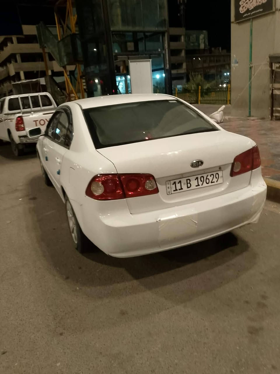 ***********
وبتيمه خليجي محرك 2400 موديل 2008 مصبوغه عام جماليه فقط بدون ضربه ومعجون   
مكفوله من العيب الشرعي والتجيه 
حداديه مضبوطه وكير جديد وتخم تاير جديد
كهربائيات كله ش شغاله 
تحويله مباشر رقم بغداد انكليزي مشروع 
وطني 
بيها التبريد يشتغل ويفصل  ومحرك بيه ضعف  ‬‏ المكان السماوه السعر  82وبيه مجال ترهم مراوس  حسب القناعه
