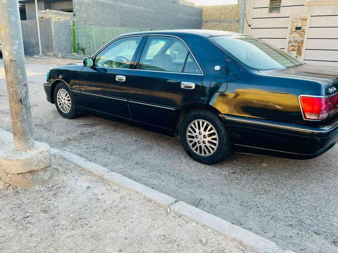ملكه موديل 2003 كرستال اصل رقم وسنويه طبق شاصي
موصفات الون نلي 4. دكم كشنات كهربائي تحكم ستيرن لايت كرستال زنون مري شفط برده خليفه ثلاجه محرك ديفور الجبير تبريد ثلج تخم تاير سياره جاهزه مكينه وكير وحداديه كفاله سياره نضيفه مال جناي العنوان ميسان 
السعر 28 وبيه مجال ترهم مراوس ملكه وشاهينه
شراي يتصل ***********
