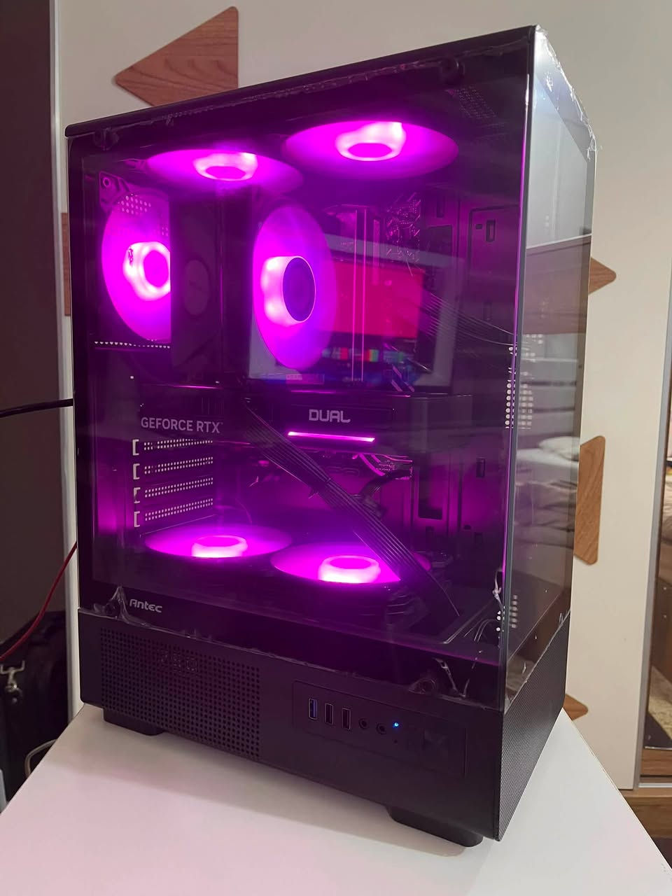 السلام عليكم تجميعة للبيع
المواصفات:

Rtx 5060 ti 8gb palit oc
مستعمل ثلاث اسابيع فقط
I5 12400f
جديد
H610m-k asus prime argb
مستعمل نضيف
Ram 8*2 3200 eaget
جديد
M.2 512gb gen 3 crucial
مستعمل قليل
Case antec vcx300 argb 5 fan
جديد
Psu 750w 80+ bronze aigo
مستعمل قليل كلش
Cooler cps t500k argb
جديد

السعر:1,300,000 دينار عراقي🔥

متوفر توصيل لجميع المحافظات🚚

للتواصل خاص او واتساب ***********
