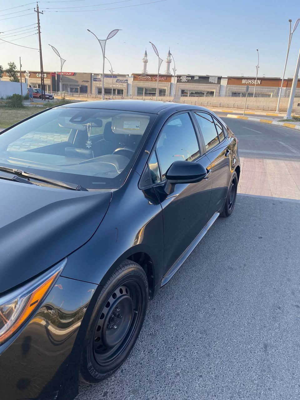 🚘 تويوتا كورلا 2021 LE
🔹 فول مواصفات عدا الفتحة
🔹 تحديد مسار
🔹 مثبت سرعة
🔹 رادار أمامي
🔹 ضرر صندوق وجاملغ خلفي
🔹 بدون دواخل
🔹 بدون إيرباك
🔹 السنوية لحد 2027
🔹 السيارة باسمي والتحويل ثاني يوم
🔹 بيها بطاقة بنزين
🔹 الكير + الماكينة + التبريد شرط
🔹 السيارة ما بيها أي نقص، كلشي جديد وجاهزة

🔹عنوان كركوك

💰 السعر: 139 ورقه وبيه مجال قليل

📞 للاستفسار: ***********
