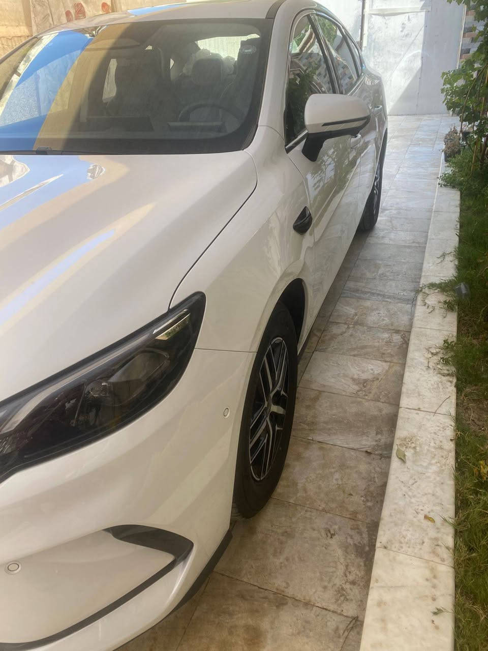 بي واي دي سيل ٥ فول مواصفات
ماشيه ٥٠٠ كيلو مكفوله من الشخط
مكانه نجف رقم ***********
