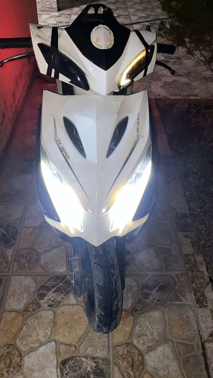 ماطور للبيع سكنس ماطور أي عيب مابي شرط محرك مفتوح كبل أسبوع بدلت بستم وبوشه مابي صرف ماطور مال شغل ومال ونسه.ماطور يرادله بس تعير البريك الورا سعر بل خاص او اتصل واتساب ***********
